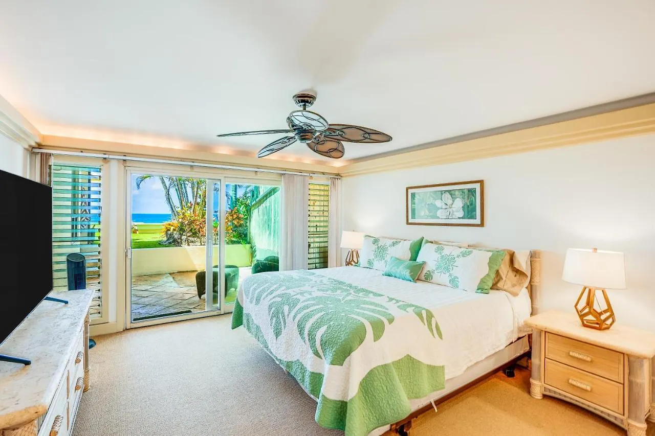 Wena ʻula Escape Villa Koloa United States